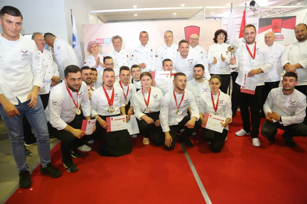 90716816_2577137649209047_7264710724738351104_n